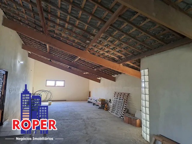 Casa à venda com 4 quartos, 1200m² - Foto 5