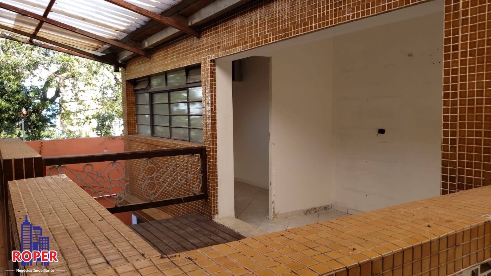 Prédio Inteiro para alugar com 6 quartos, 320m² - Foto 7