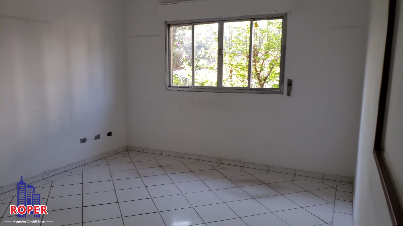 Prédio Inteiro para alugar com 6 quartos, 320m² - Foto 15