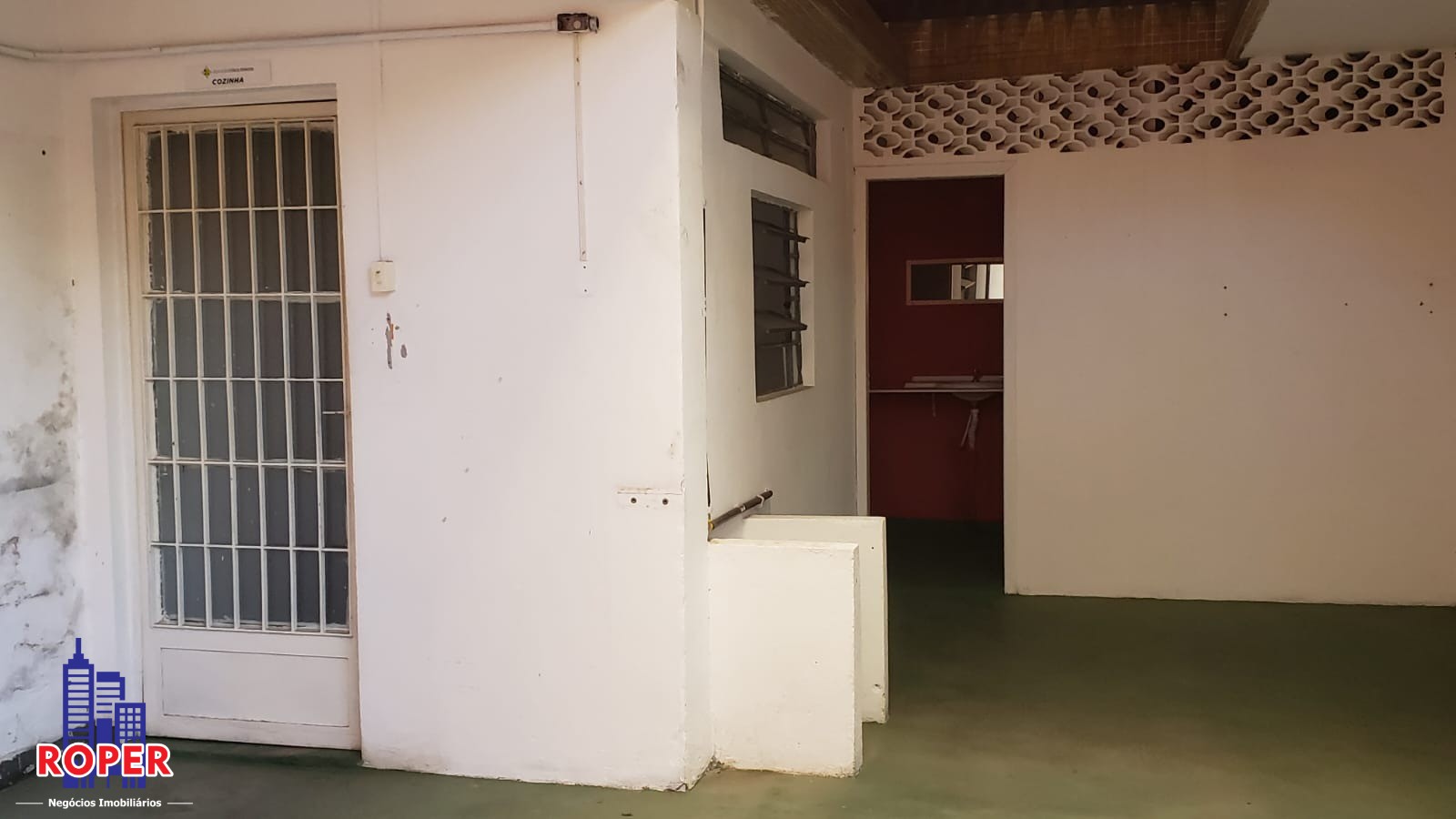 Prédio Inteiro para alugar com 6 quartos, 320m² - Foto 16