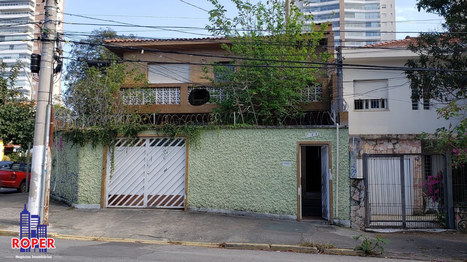 Prédio Inteiro para alugar com 6 quartos, 320m² - Foto 1