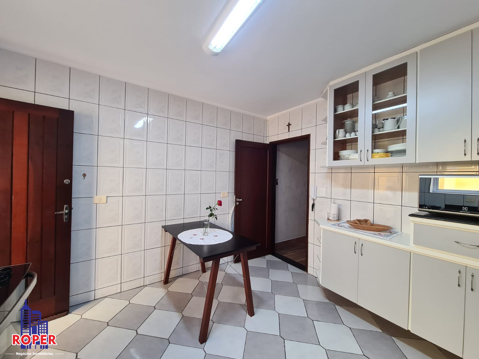 Casa à venda com 2 quartos, 100m² - Foto 14