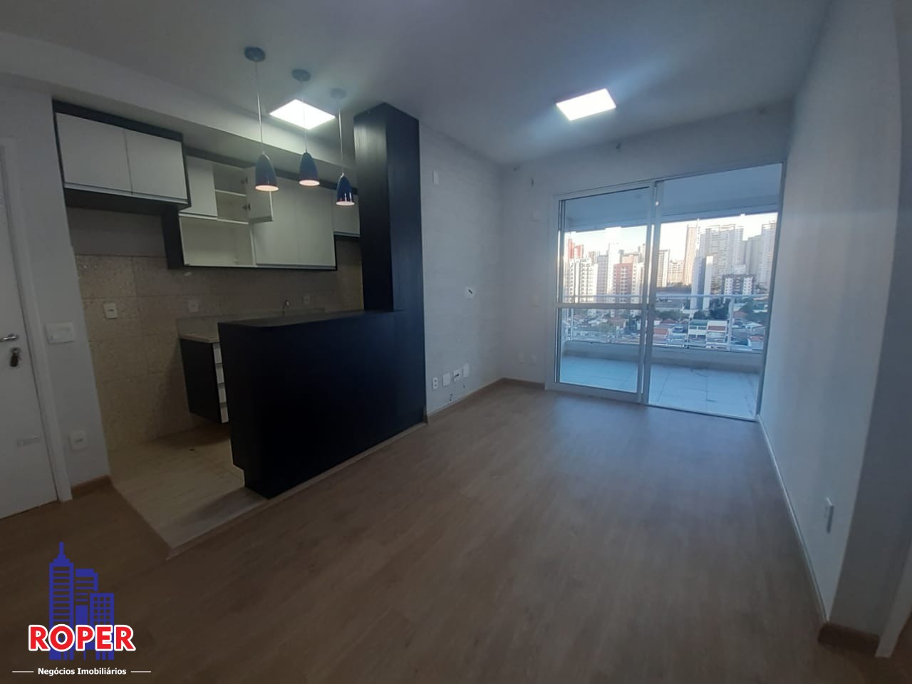 Apartamento à venda com 2 quartos, 71m² - Foto 1