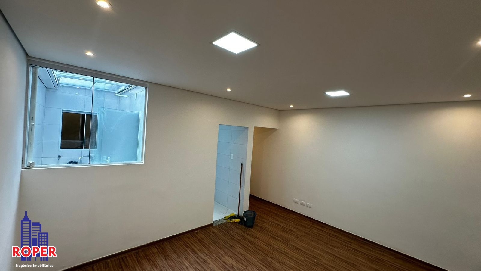 Apartamento à venda com 2 quartos, 72m² - Foto 1