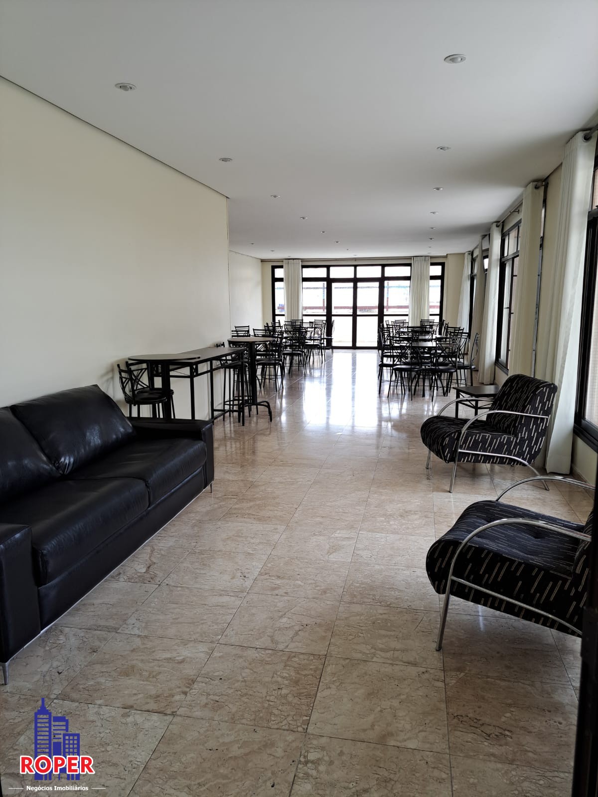 Apartamento à venda com 4 quartos, 214m² - Foto 24