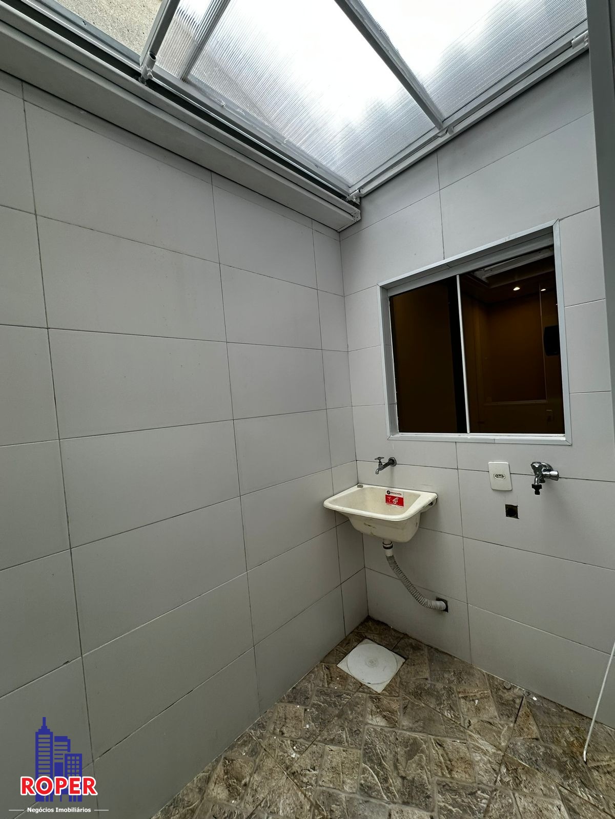 Apartamento à venda com 2 quartos, 72m² - Foto 11