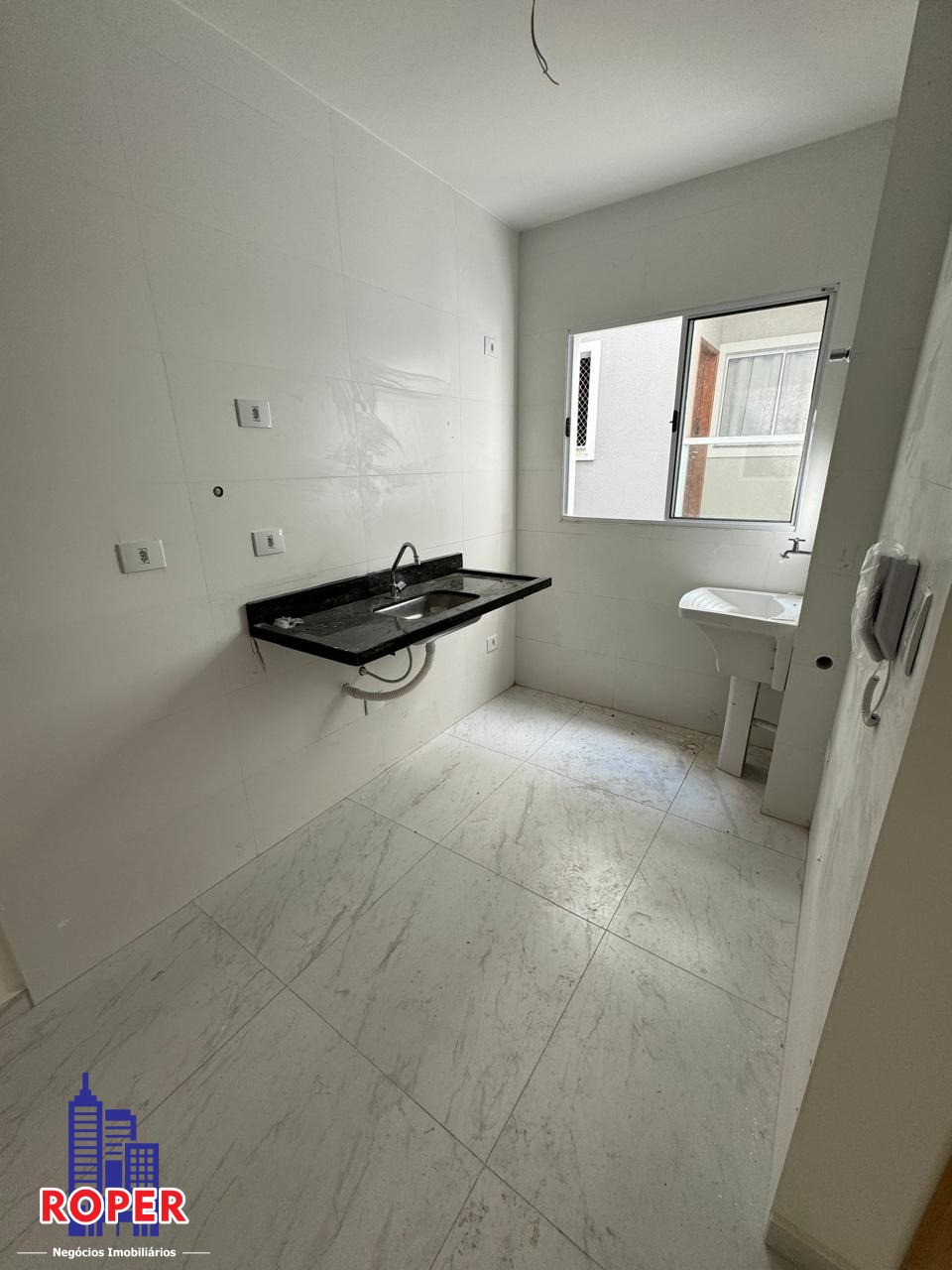 Apartamento à venda com 1 quarto, 29m² - Foto 2