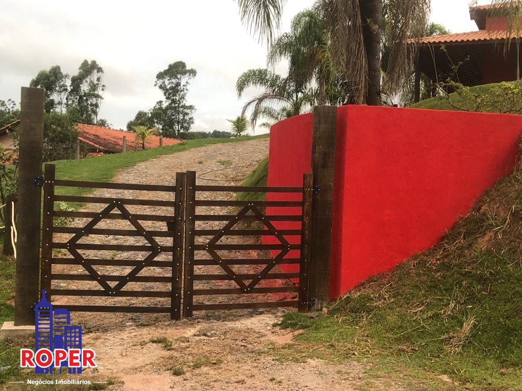 Chácara à venda com 3 quartos, 2500m² - Foto 3