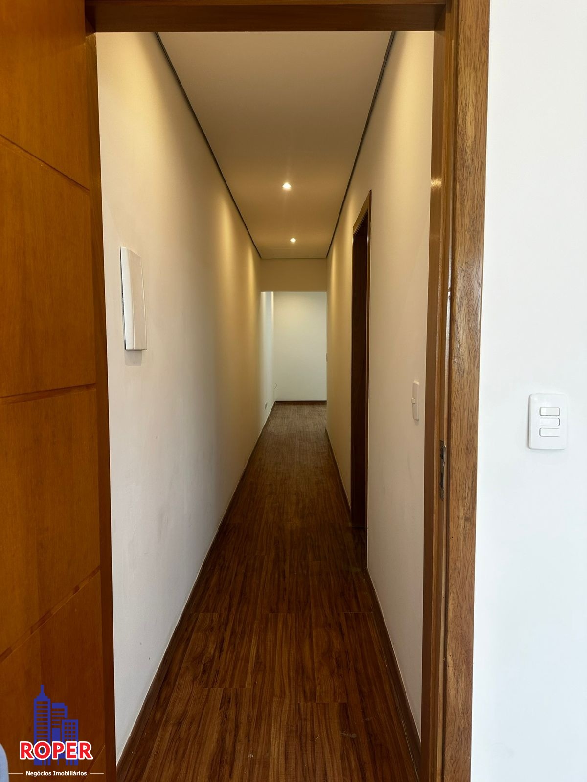 Apartamento à venda com 2 quartos, 72m² - Foto 9