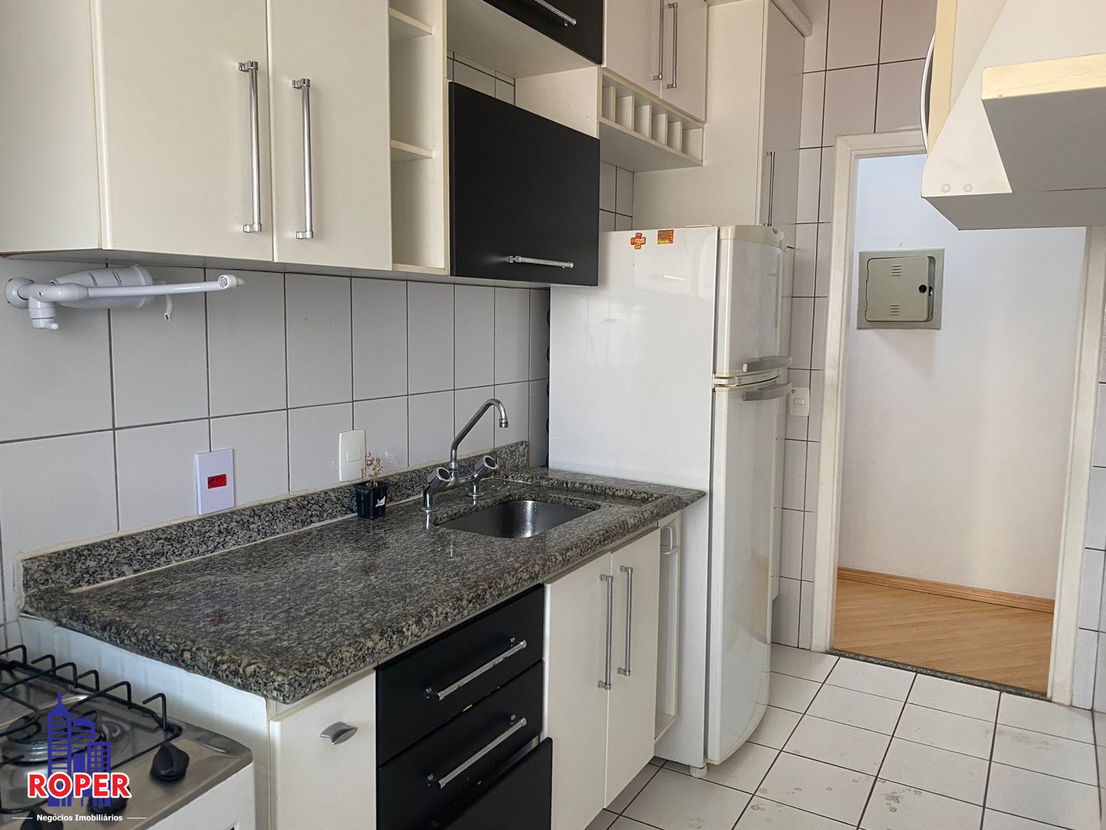 Apartamento à venda com 2 quartos, 70m² - Foto 9