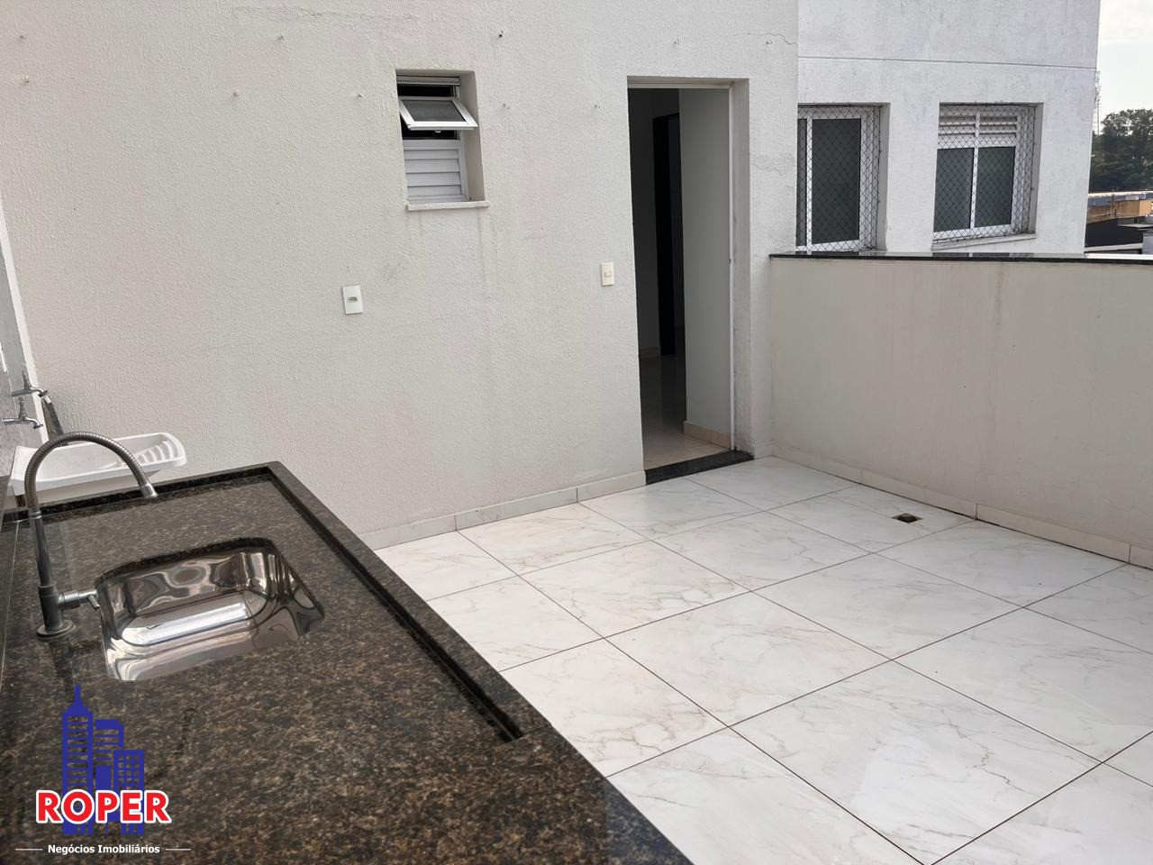 Cobertura à venda com 2 quartos, 99m² - Foto 6