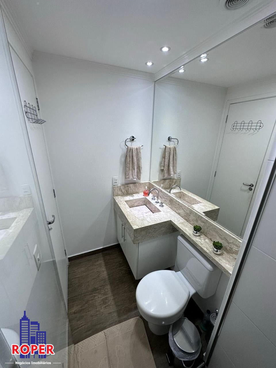 Apartamento à venda com 2 quartos, 62m² - Foto 49