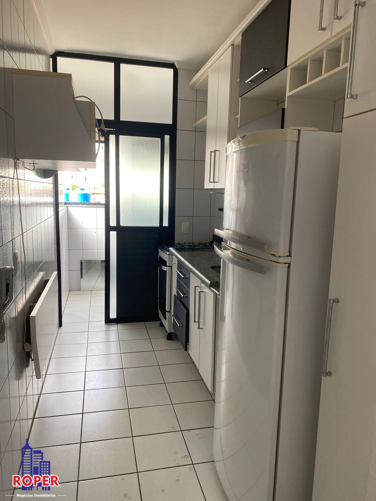 Apartamento à venda com 2 quartos, 70m² - Foto 11