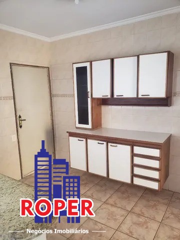 Apartamento à venda com 3 quartos, 150m² - Foto 3