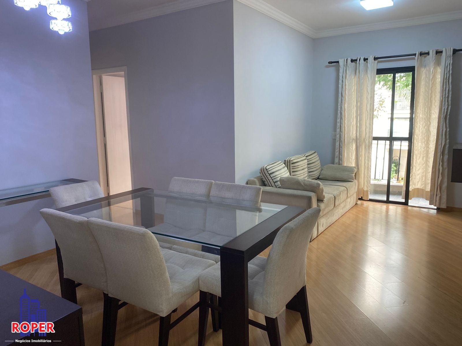 Apartamento à venda com 2 quartos, 70m² - Foto 1