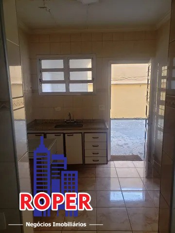 Apartamento à venda com 3 quartos, 150m² - Foto 2