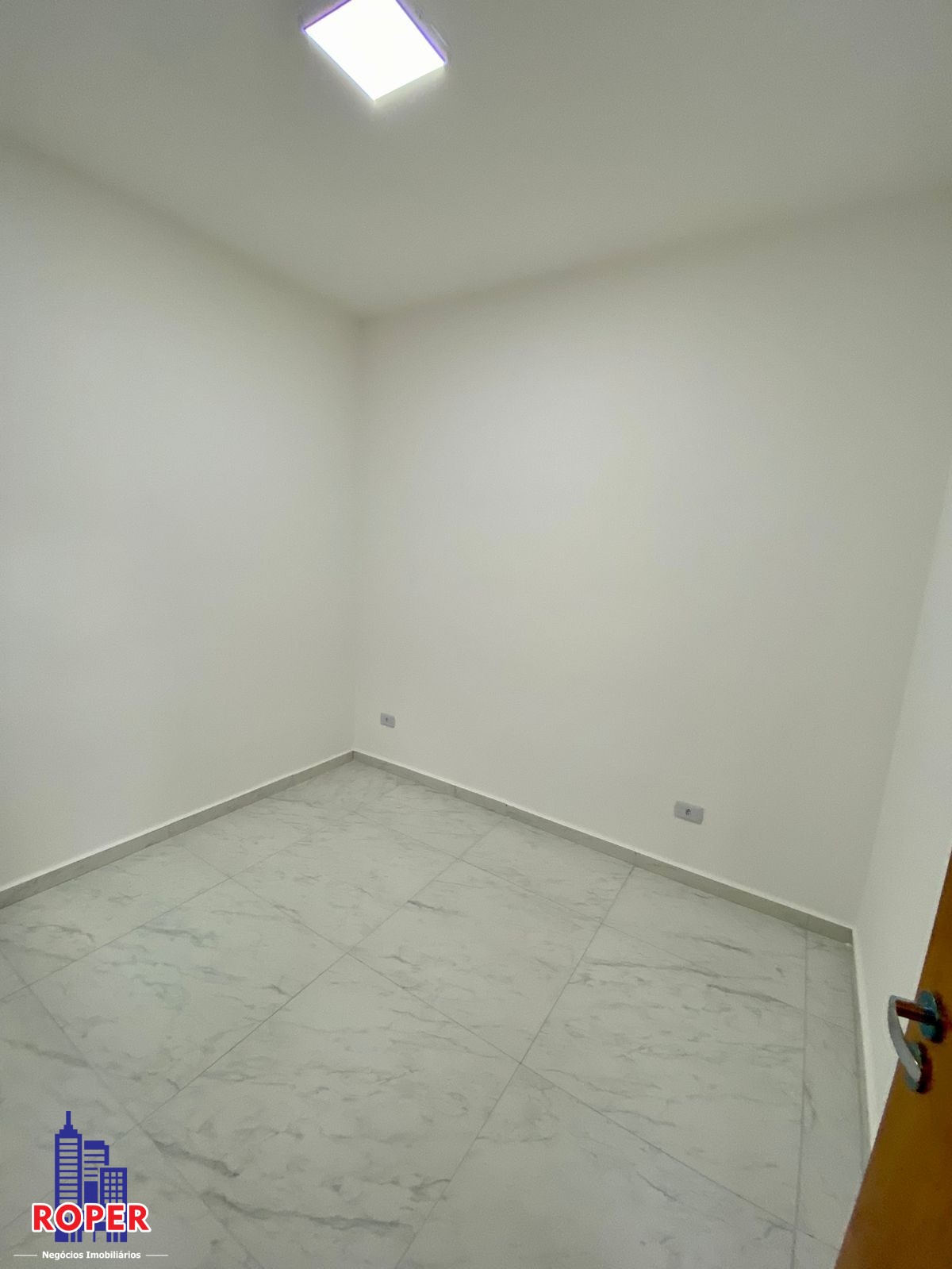 Apartamento à venda com 2 quartos, 40m² - Foto 7