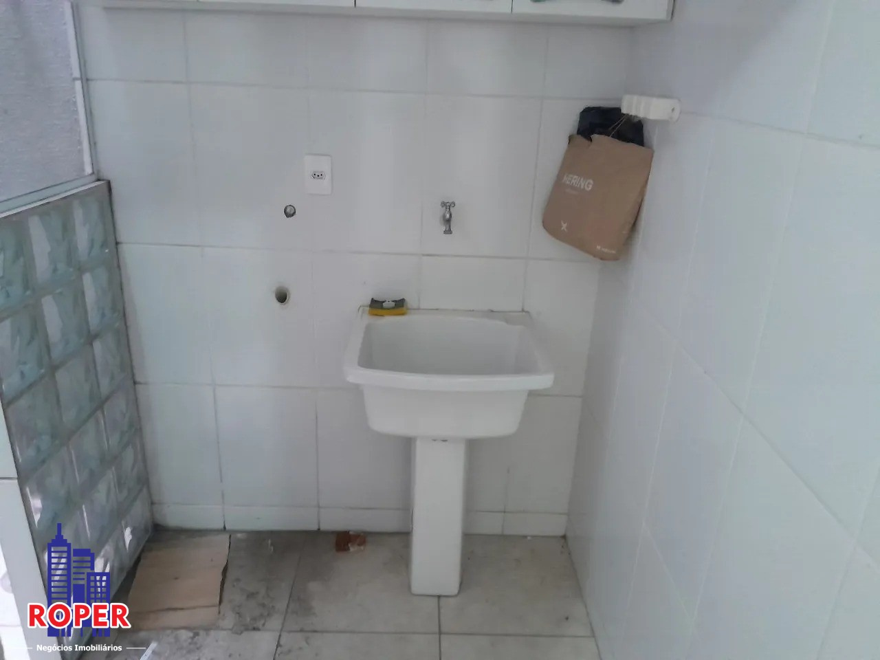 Casa à venda e aluguel com 2 quartos, 100m² - Foto 13