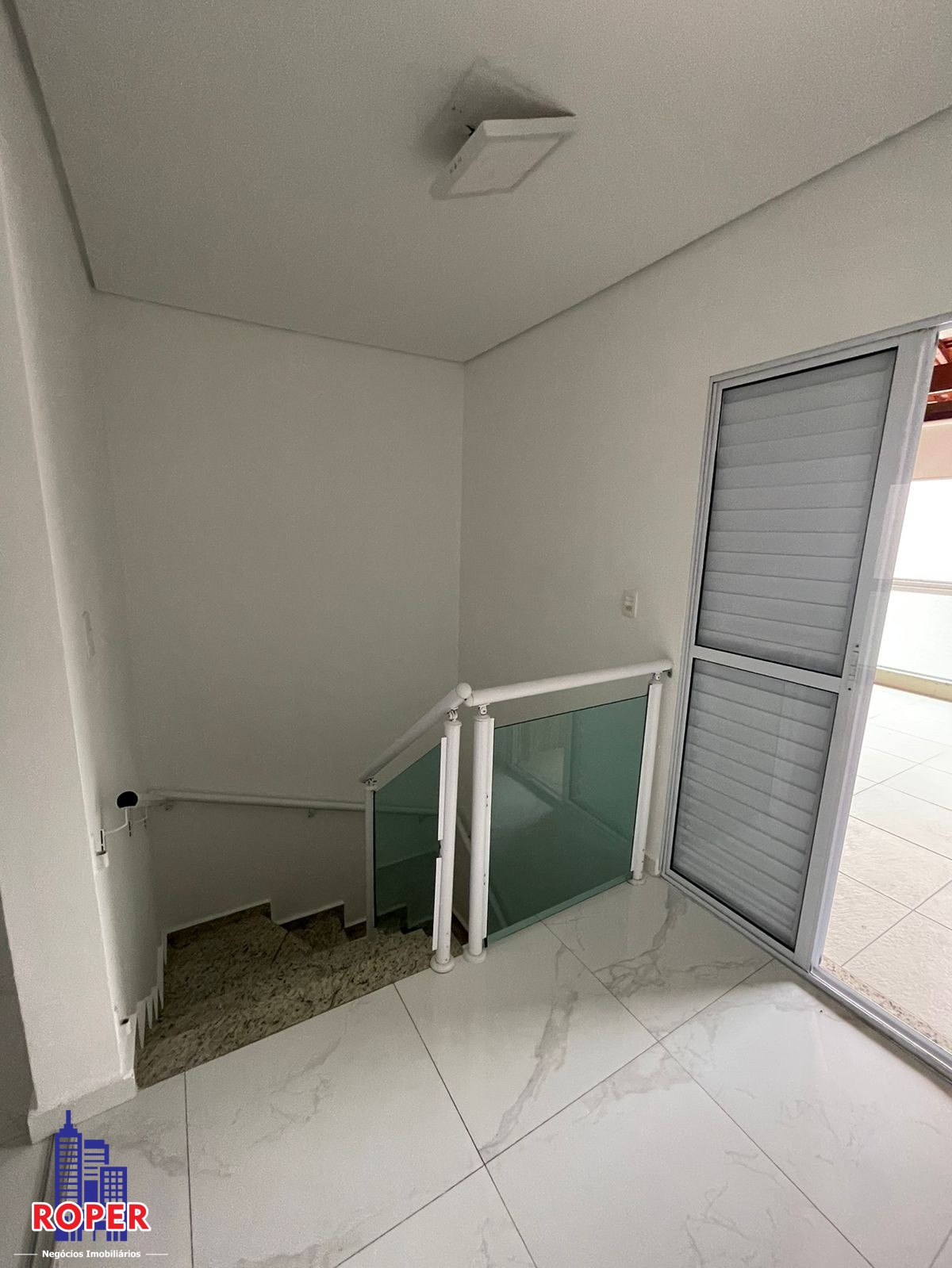 Casa à venda com 3 quartos, 152m² - Foto 11