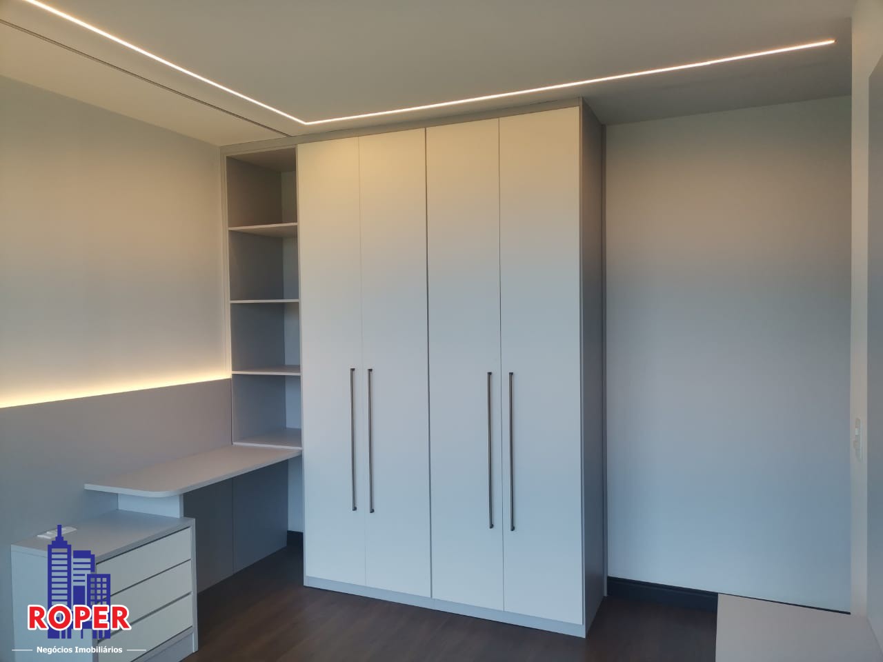 Casa à venda com 5 quartos, 280m² - Foto 33