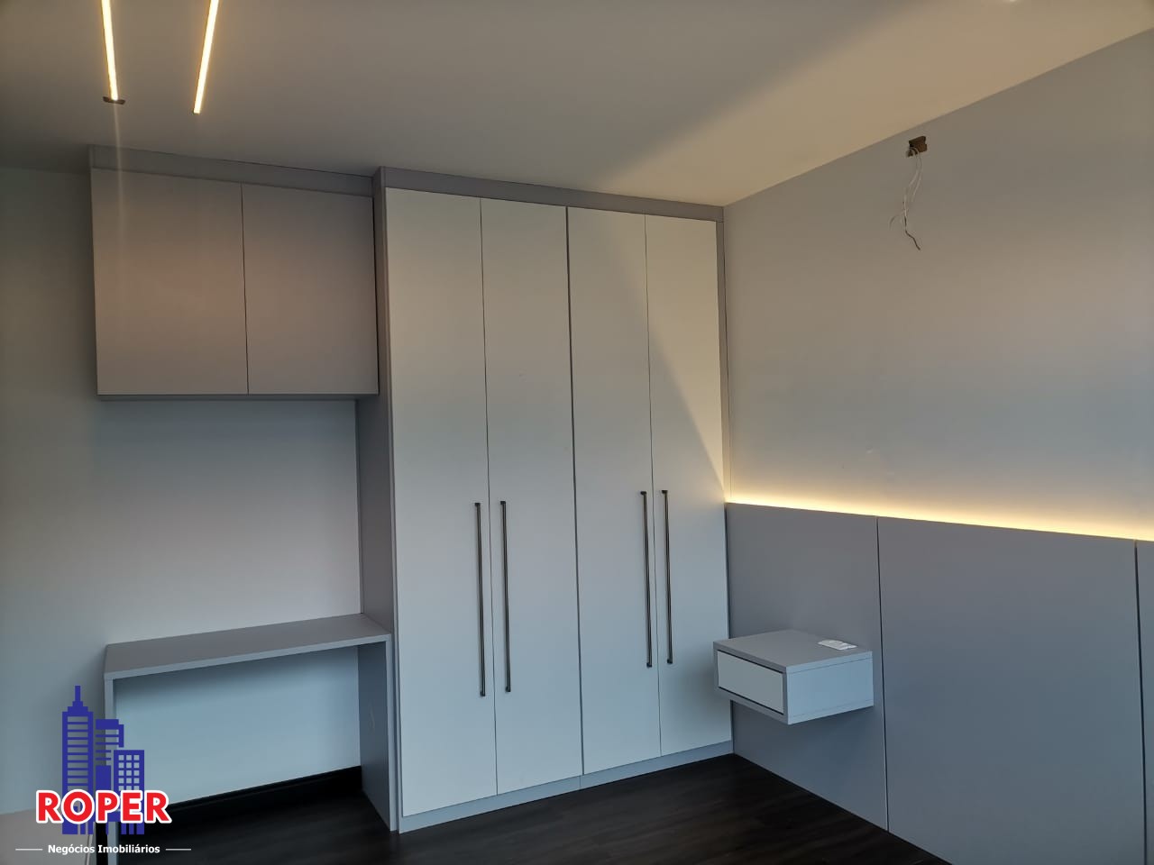 Casa à venda com 5 quartos, 280m² - Foto 27