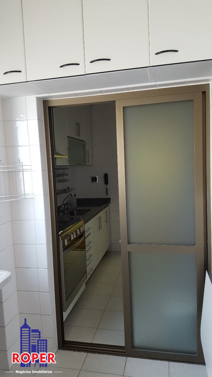 Apartamento para alugar com 3 quartos, 100m² - Foto 15