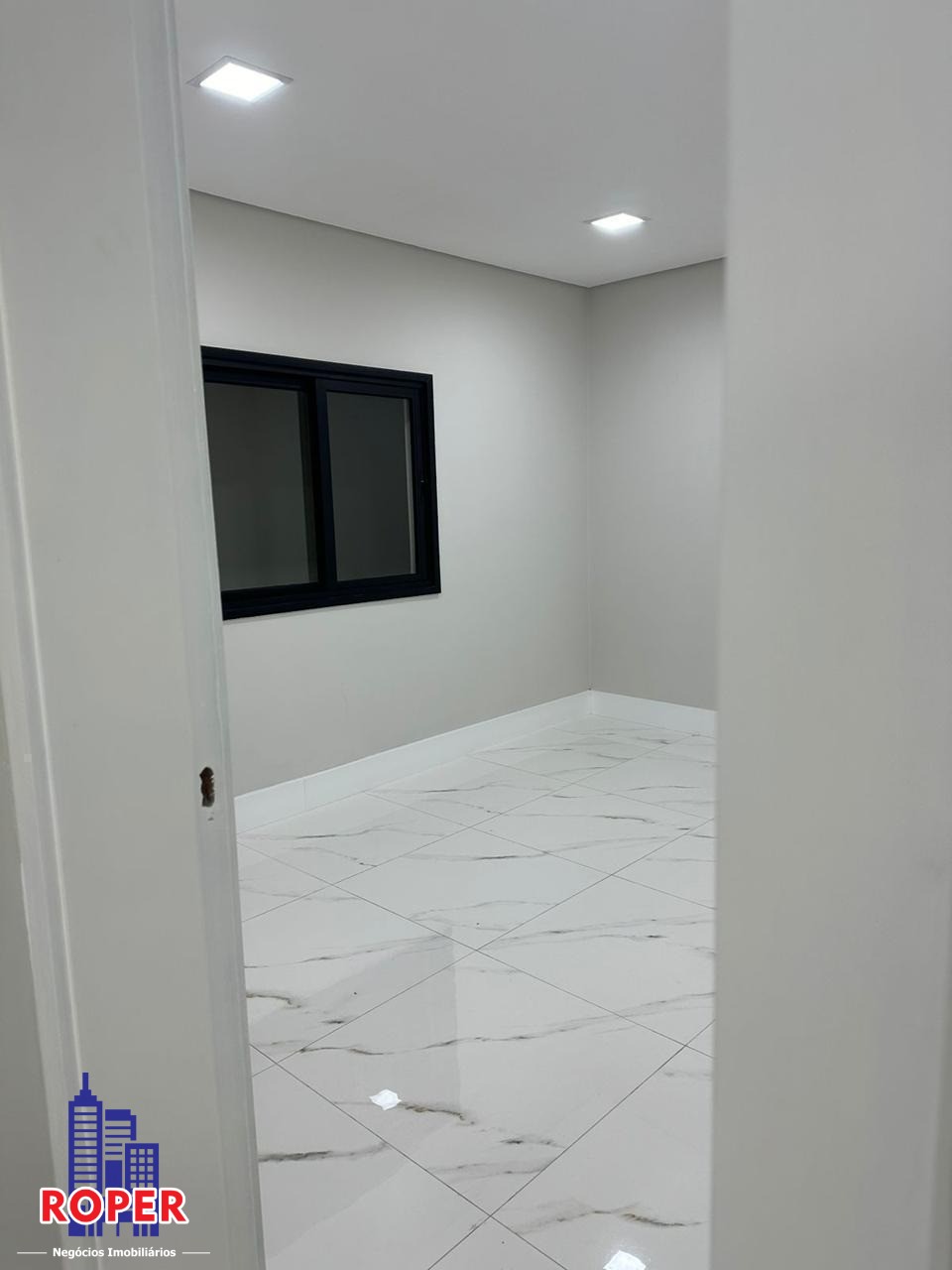 Casa à venda com 5 quartos, 382m² - Foto 11