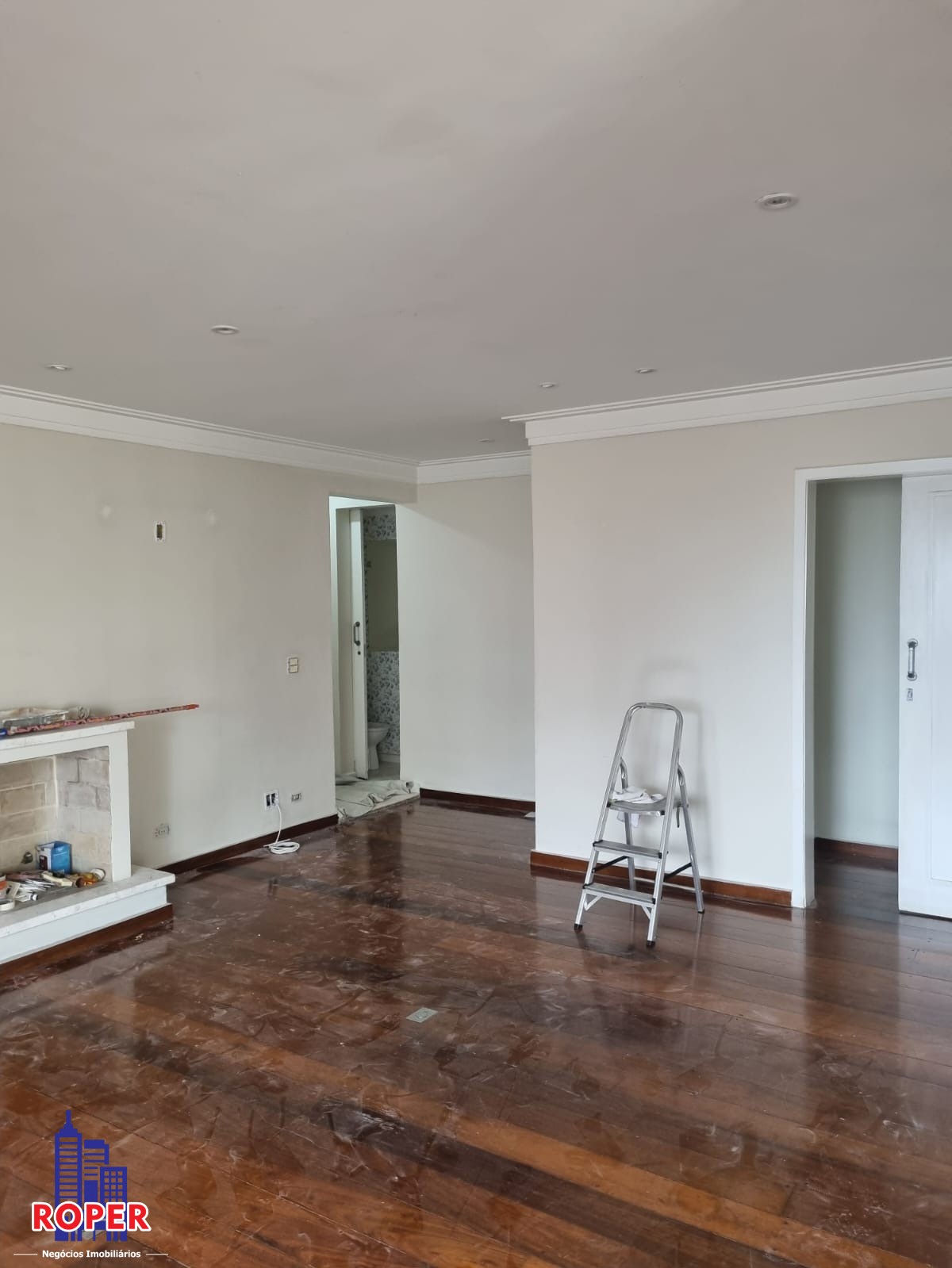 Apartamento à venda com 4 quartos, 158m² - Foto 3