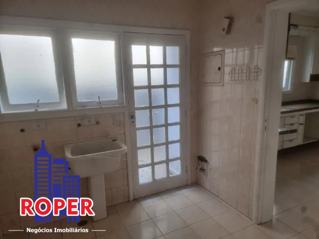 Casa à venda e aluguel com 4 quartos, 360m² - Foto 15