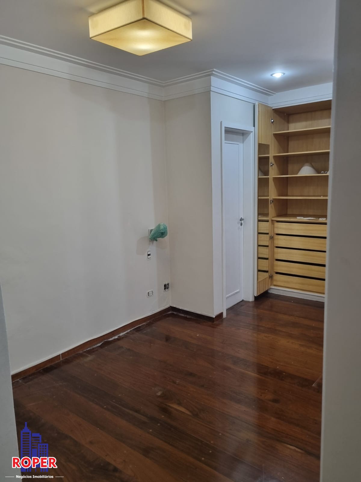 Apartamento à venda com 4 quartos, 158m² - Foto 14