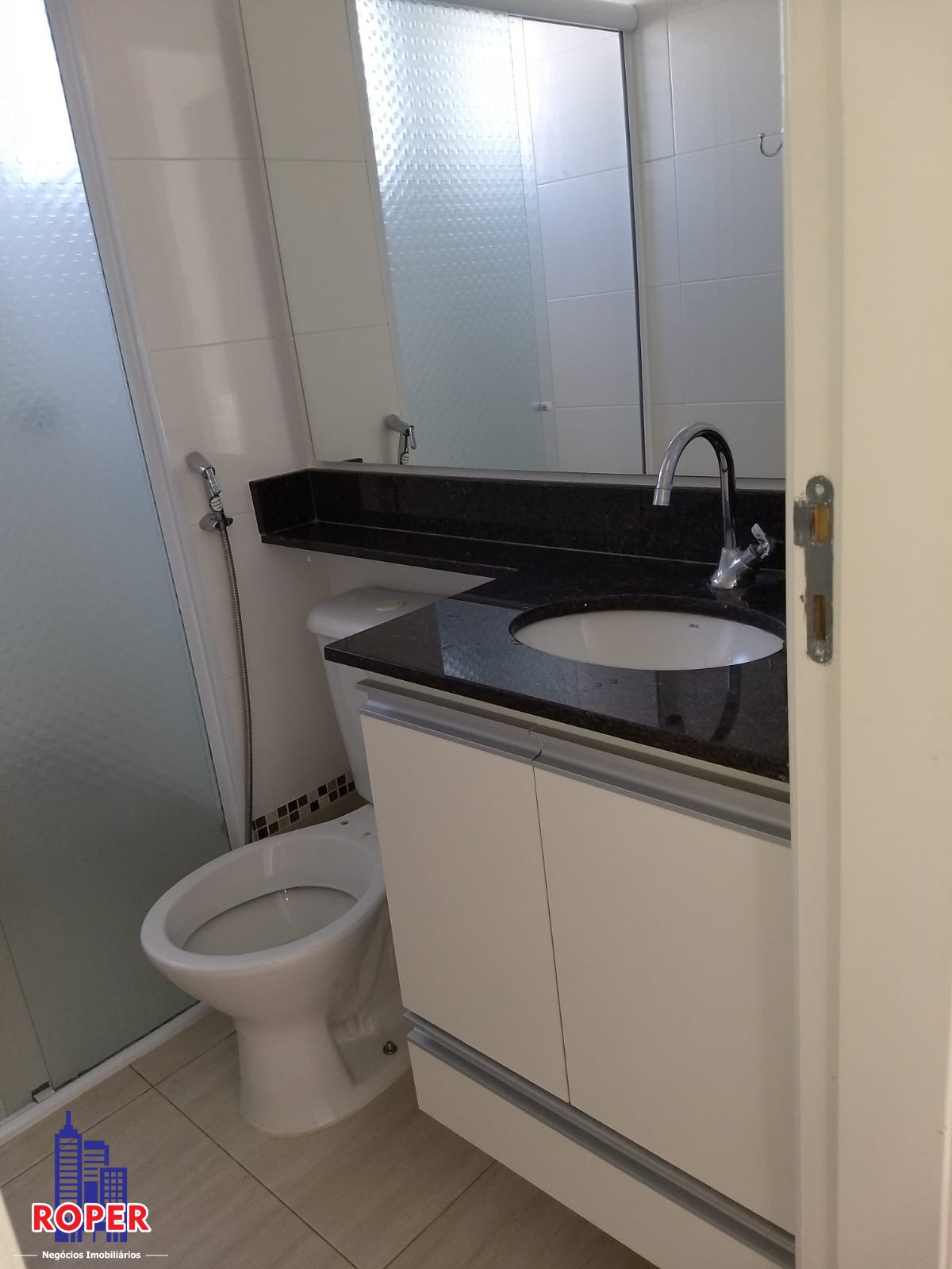 Apartamento à venda com 2 quartos, 42m² - Foto 3