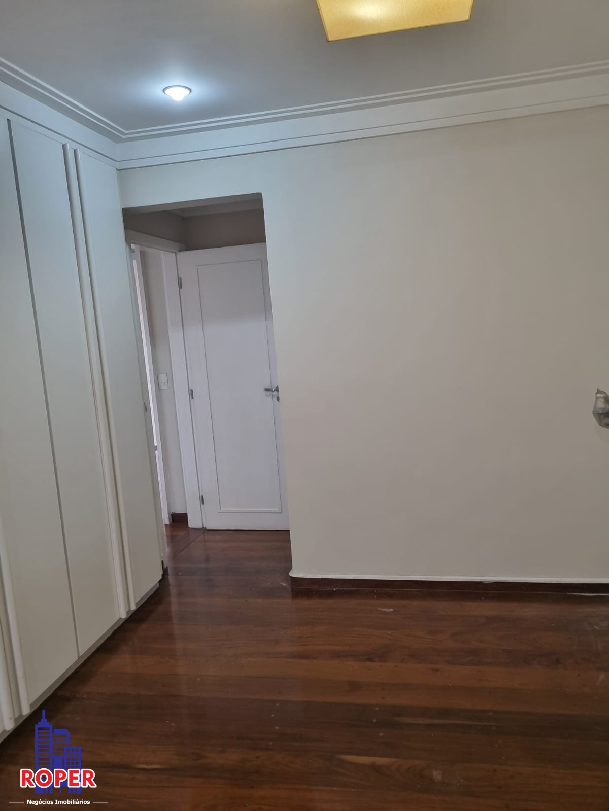 Apartamento à venda com 4 quartos, 158m² - Foto 15