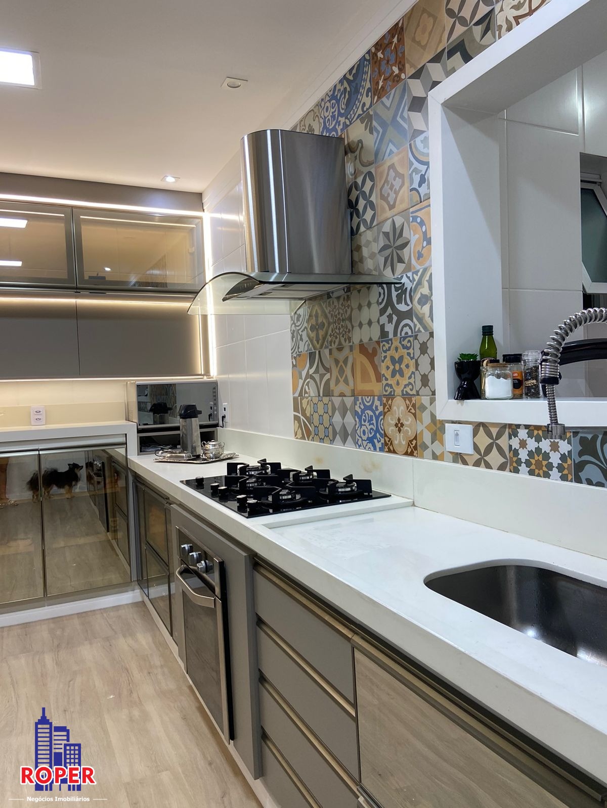 Apartamento à venda com 4 quartos, 233m² - Foto 16