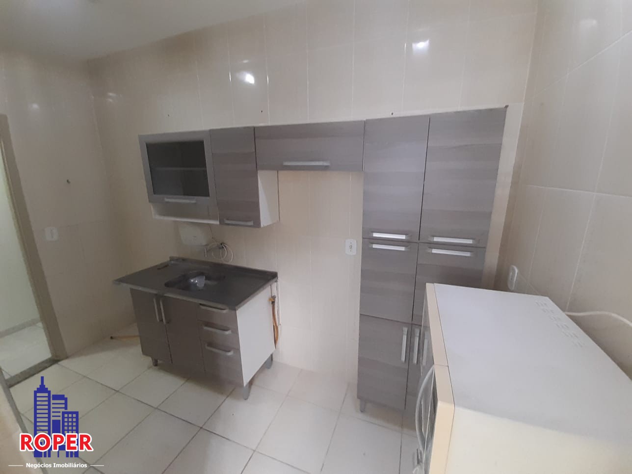 Apartamento à venda com 2 quartos, 75m² - Foto 7