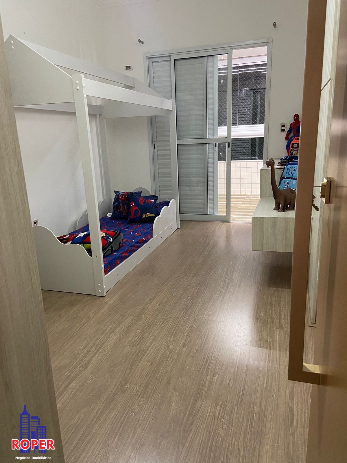 Apartamento à venda com 4 quartos, 233m² - Foto 19