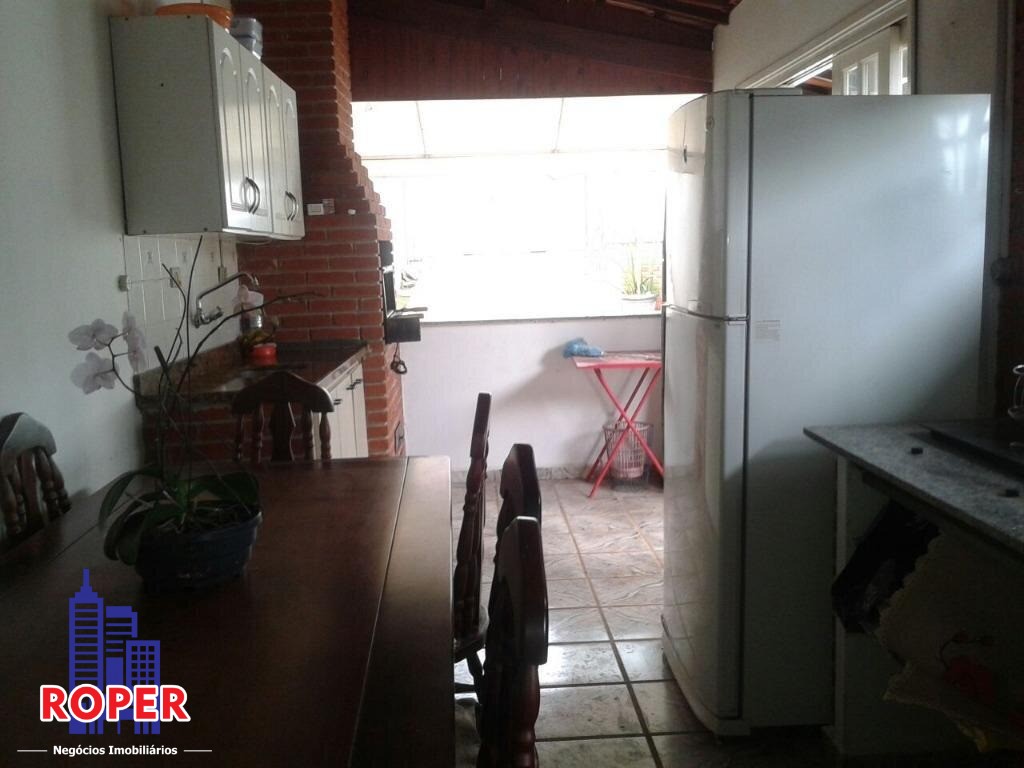 Casa à venda com 4 quartos, 500m² - Foto 16