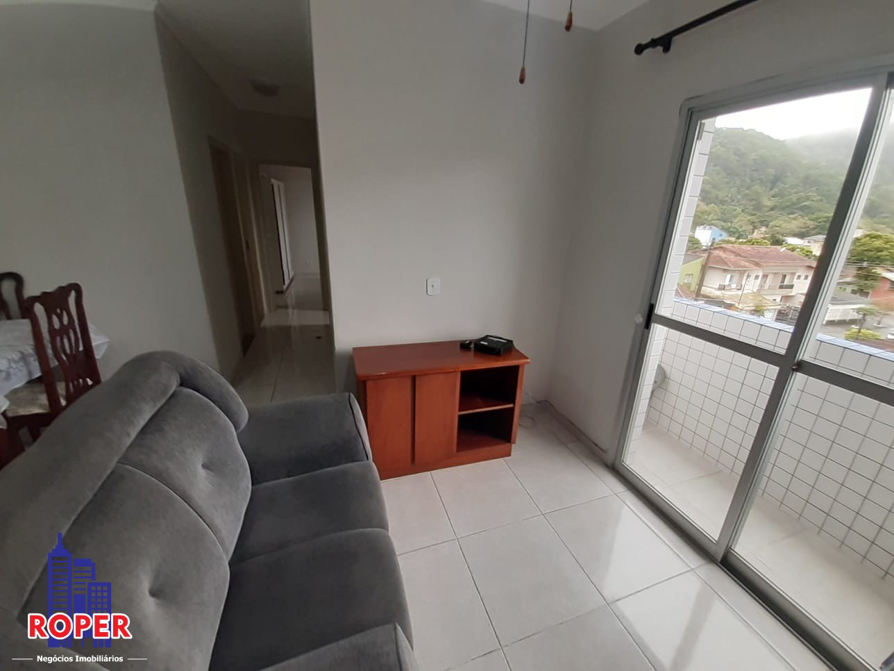 Apartamento à venda com 2 quartos, 75m² - Foto 1