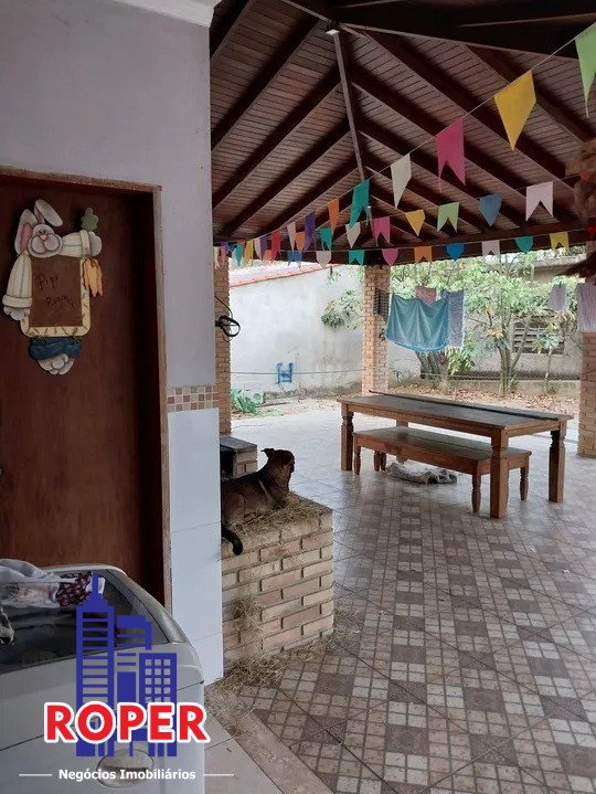 Chácara à venda com 4 quartos, 1100m² - Foto 4