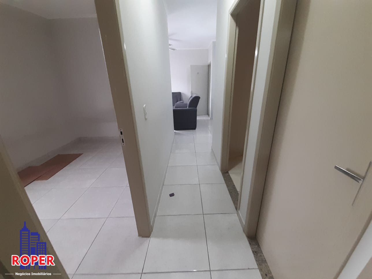 Apartamento à venda com 2 quartos, 75m² - Foto 8