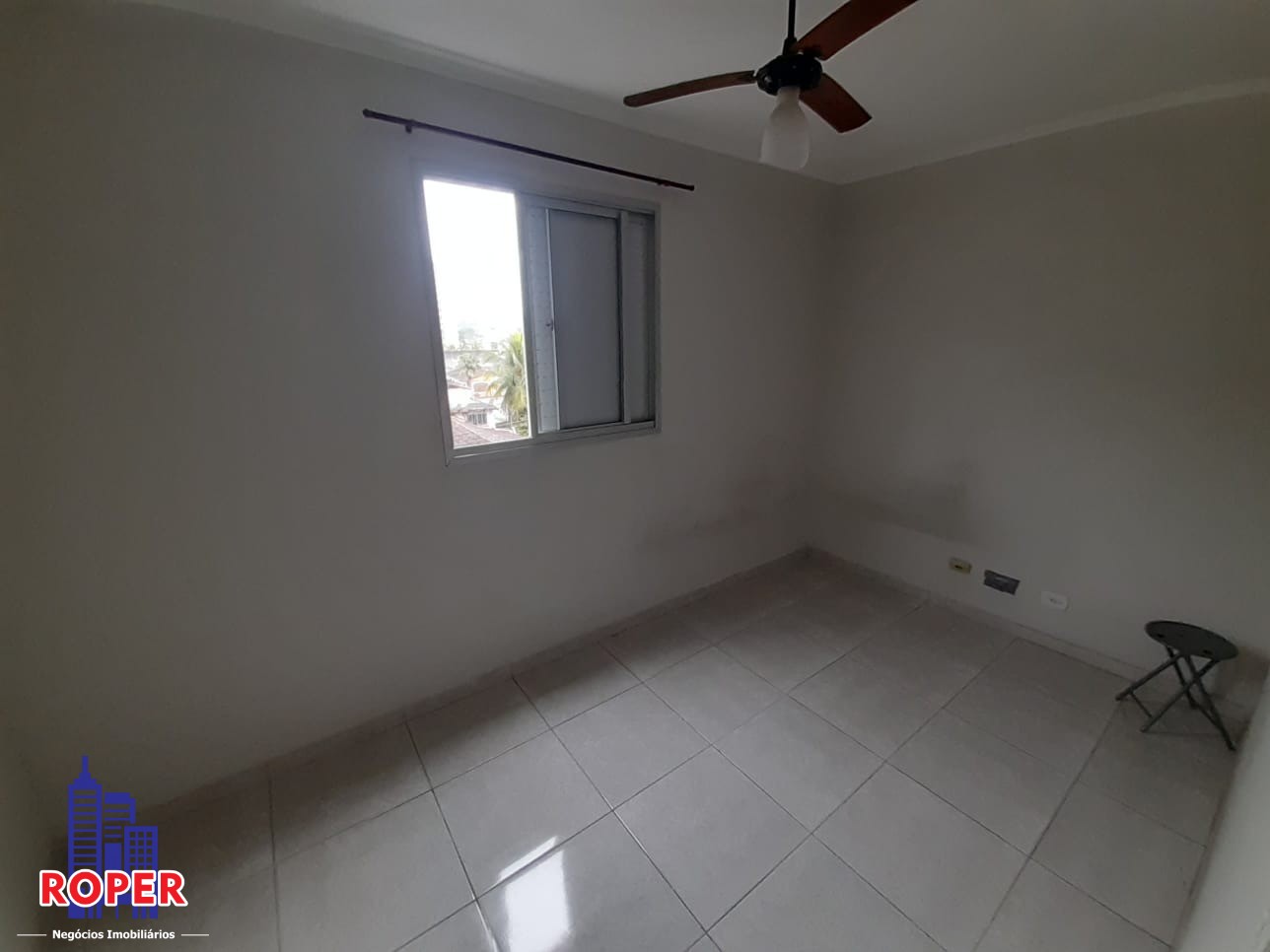 Apartamento à venda com 2 quartos, 75m² - Foto 18