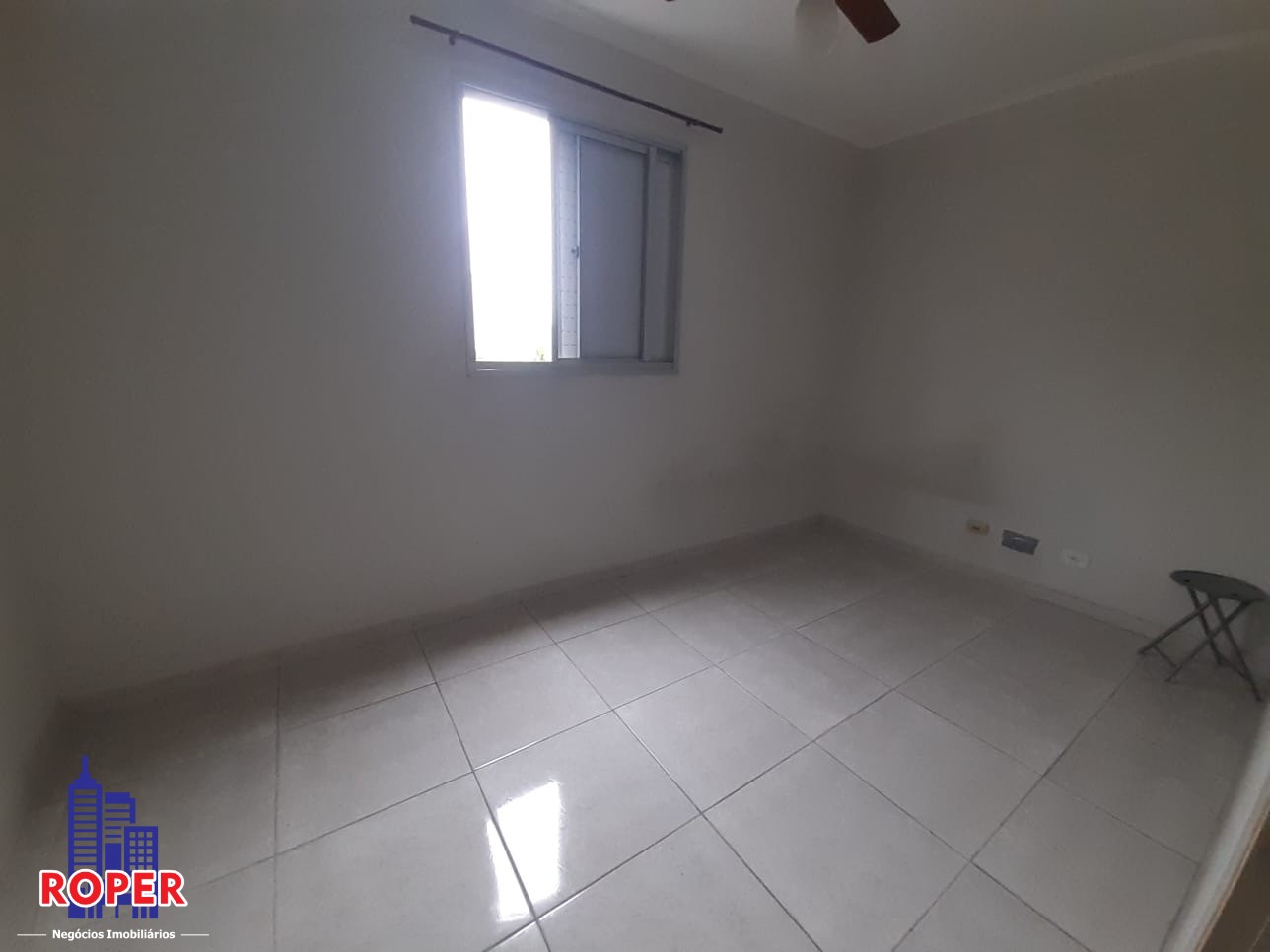 Apartamento à venda com 2 quartos, 75m² - Foto 17