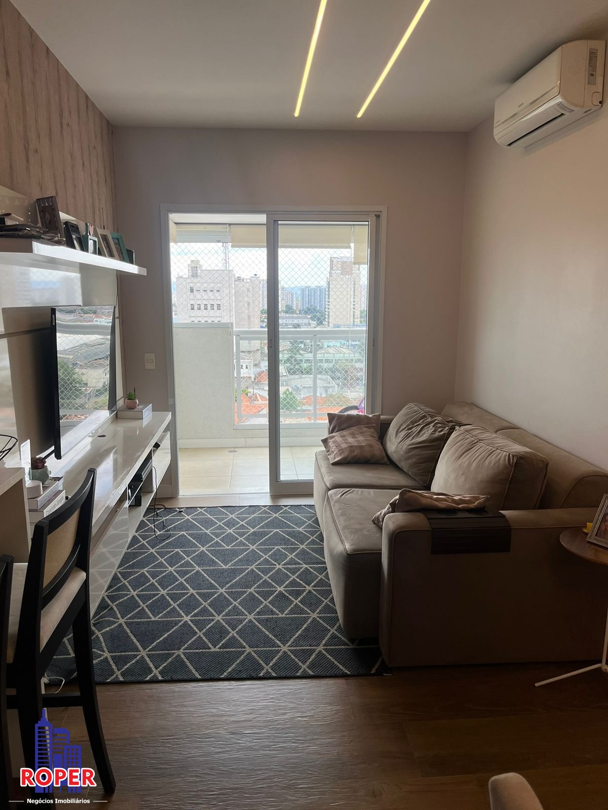 Apartamento à venda com 2 quartos, 64m² - Foto 3