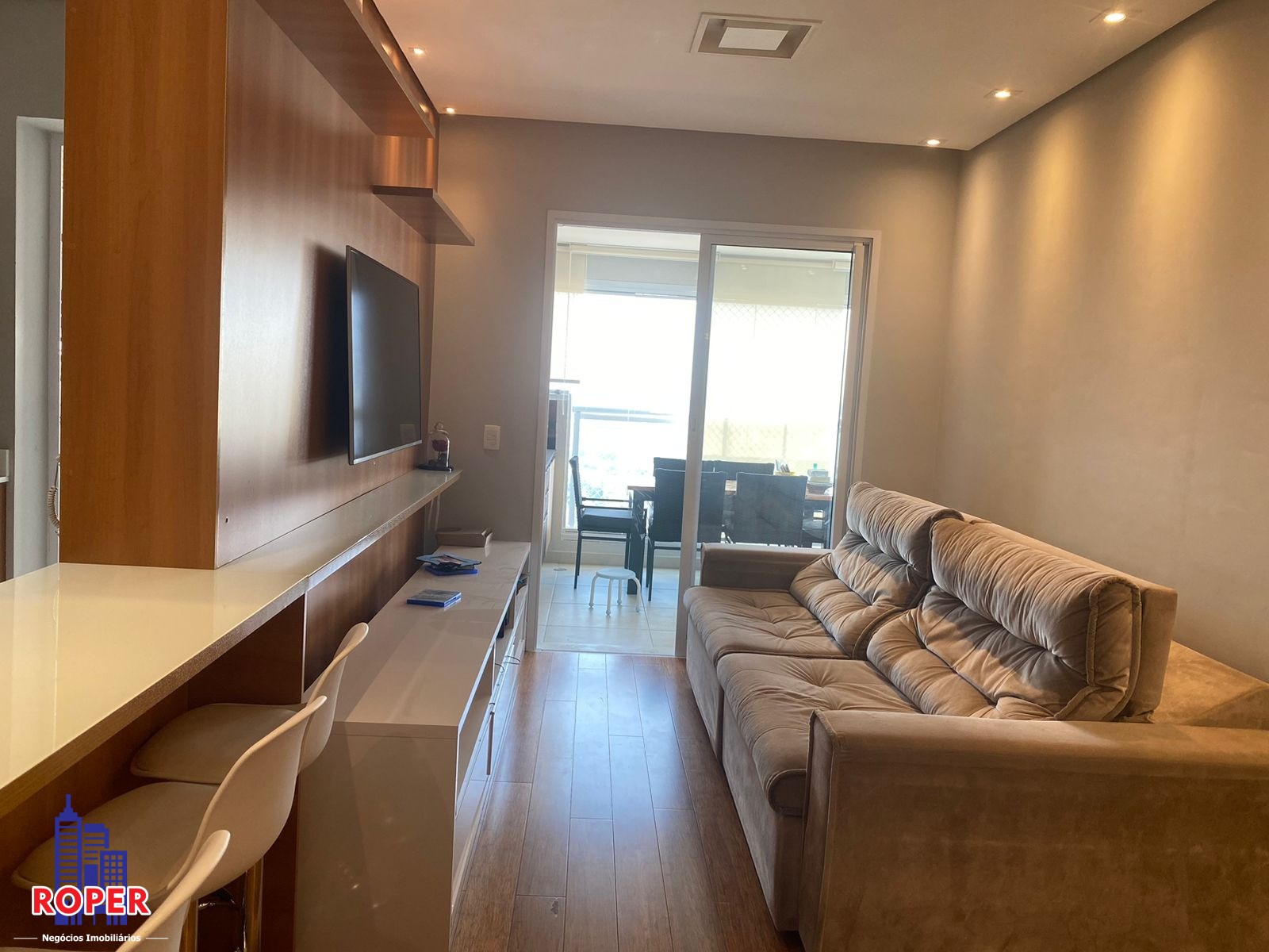 Apartamento à venda com 3 quartos, 92m² - Foto 1