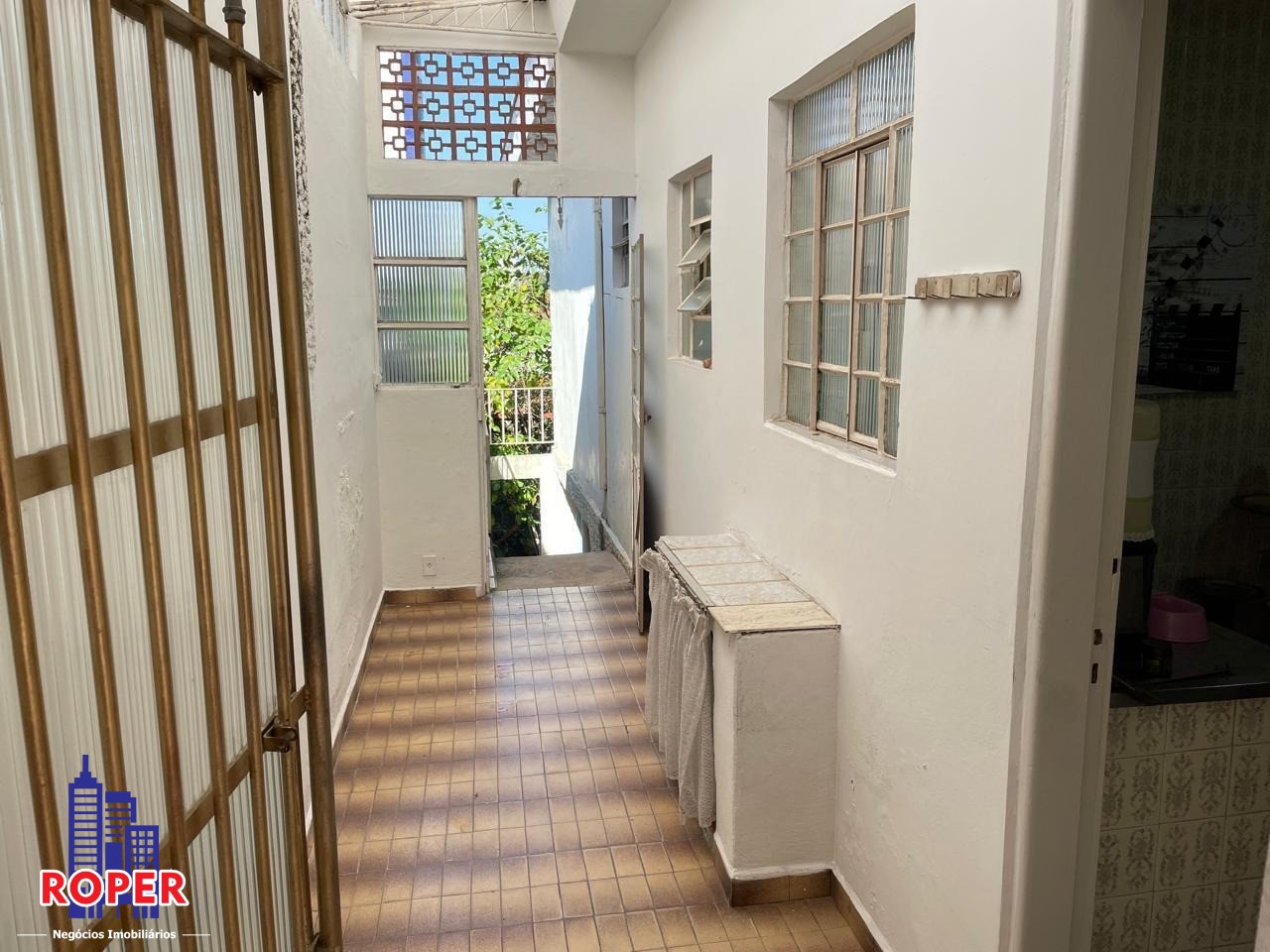 Casa à venda com 2 quartos, 94m² - Foto 4