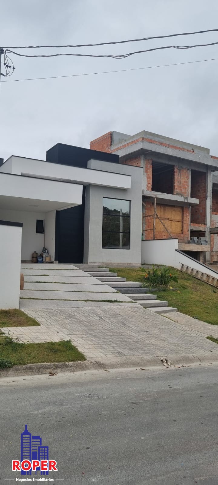 Casa à venda com 3 quartos, 321m² - Foto 5