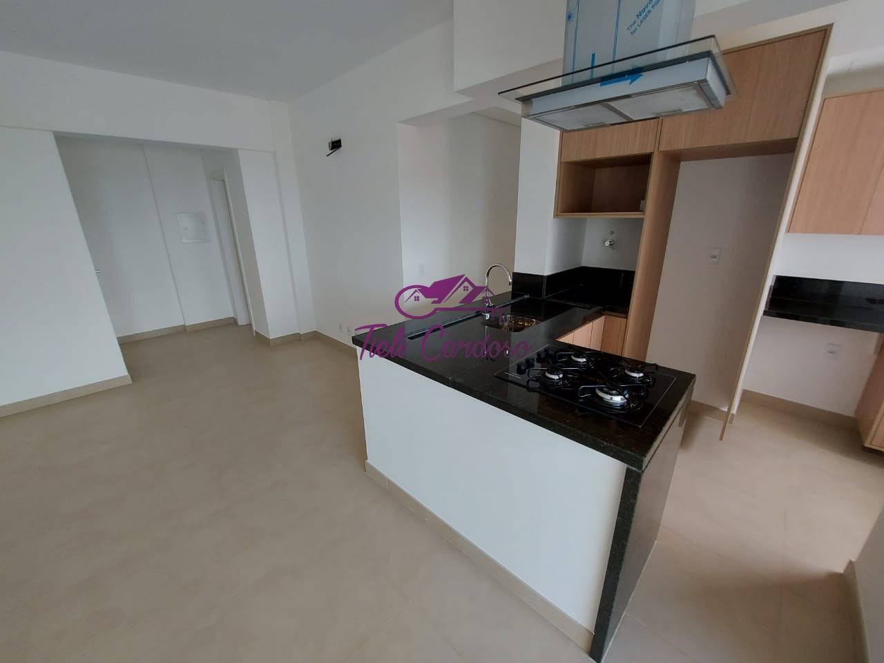 Apartamento à venda com 1 quarto, 55m² - Foto 13