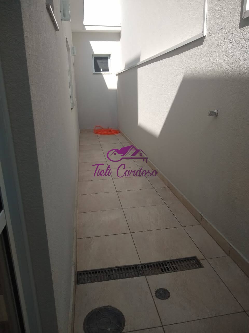 Casa à venda com 2 quartos, 100m² - Foto 14