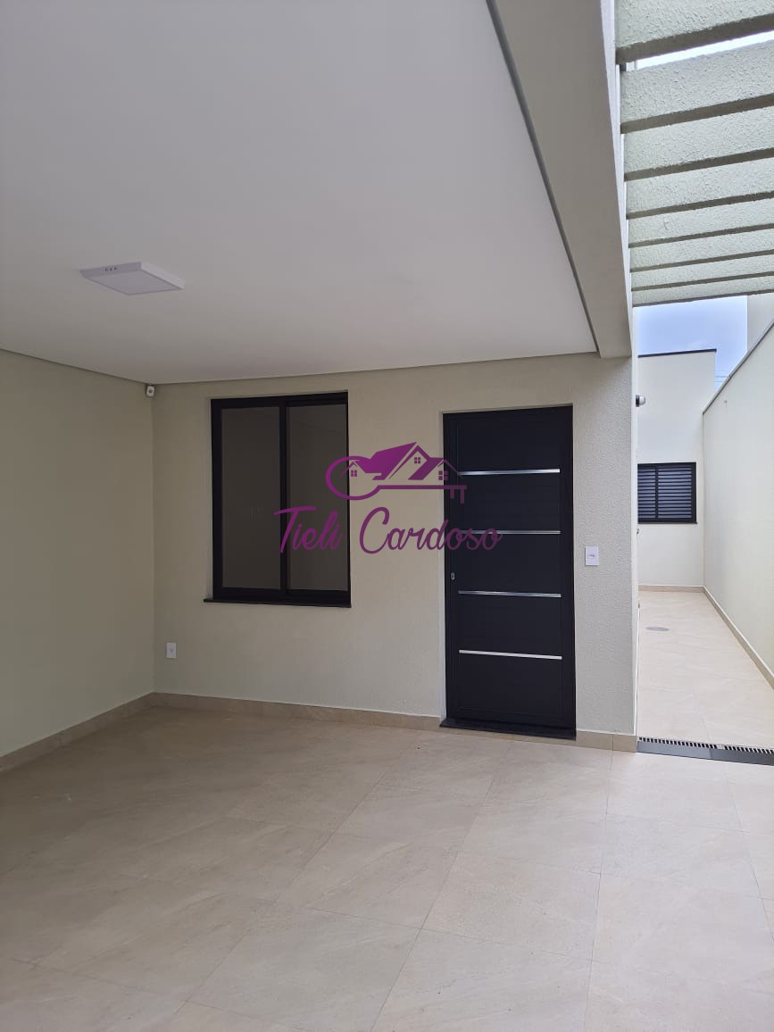 Casa à venda com 3 quartos, 74m² - Foto 2