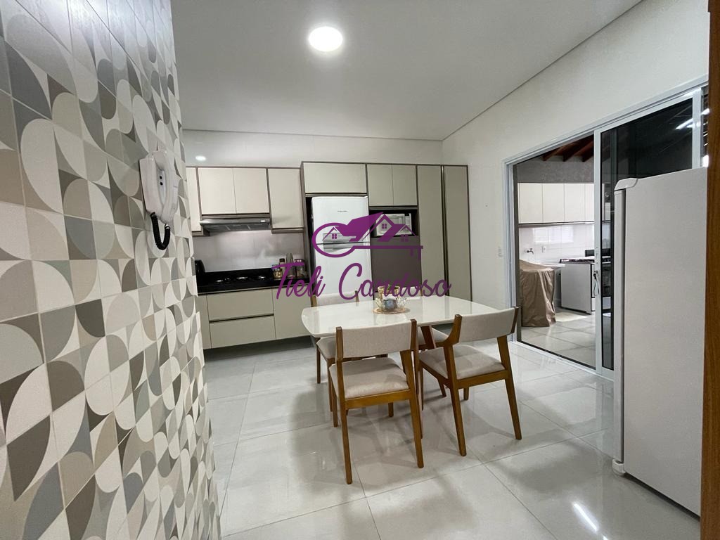 Casa à venda com 3 quartos, 128m² - Foto 13