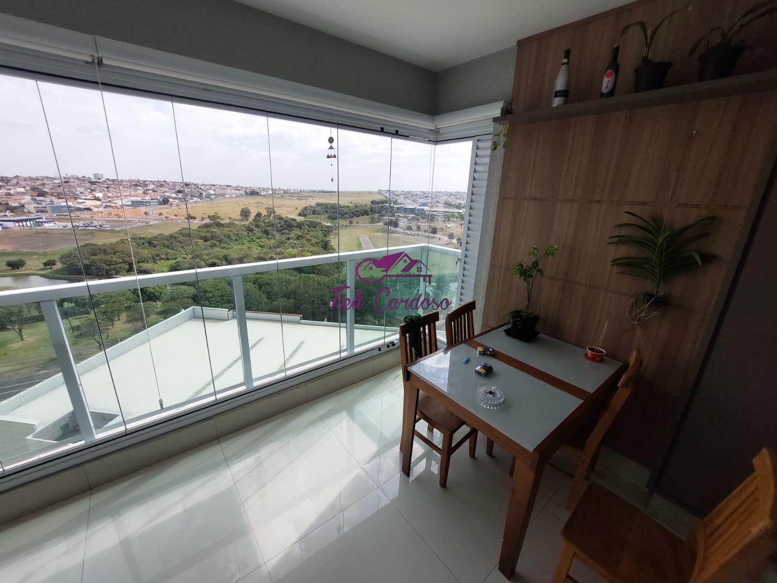 Apartamento à venda com 3 quartos, 85m² - Foto 2